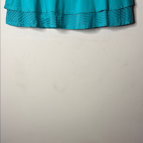 Tail - Picture 3 of 8